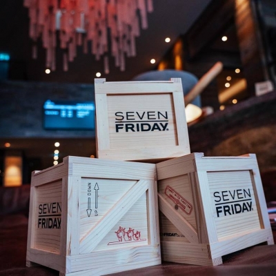 SEVEN FRIDAY2